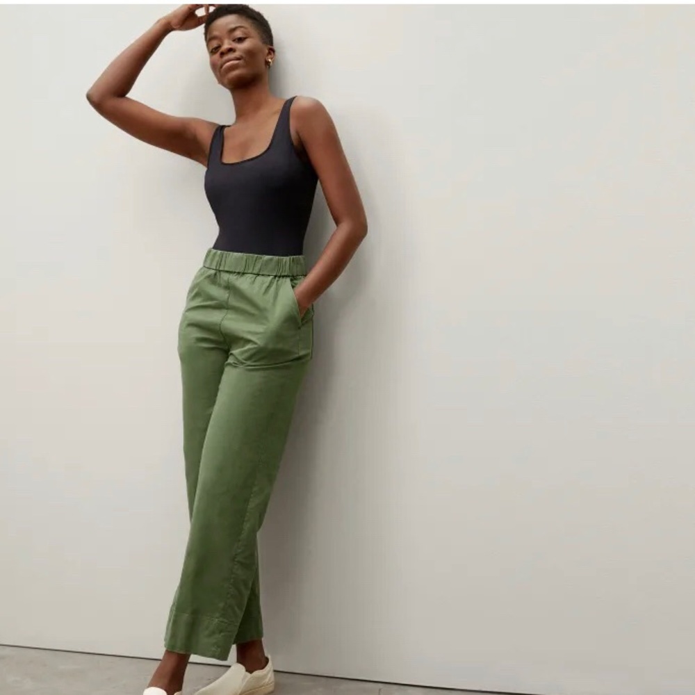 NWT! Easy Pant by Everlane. Size 10